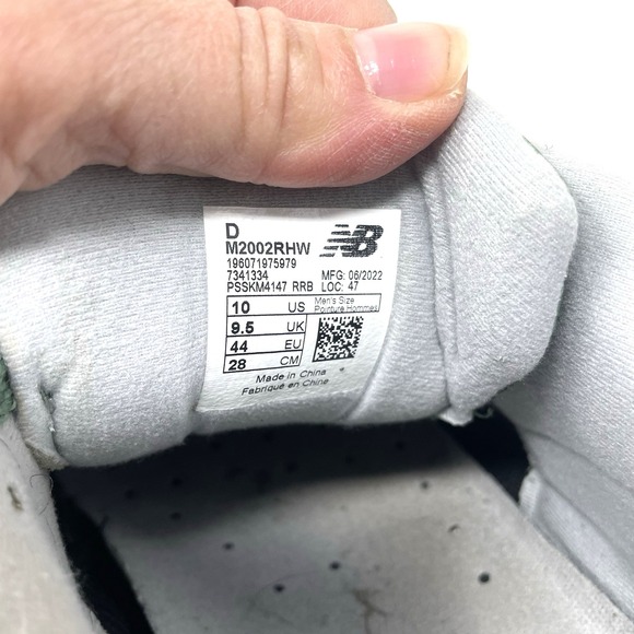 New Balance Running 2002RHW Nightwatch Green Silver Size 10 - Picture 7 of 8